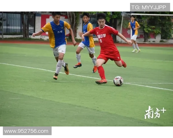 足球球星语文书:从绿茵场到课堂,探寻运动员背后的文化魅力 足球球星语文书:从绿茵场到课堂,探寻运动员背后的文化魅力